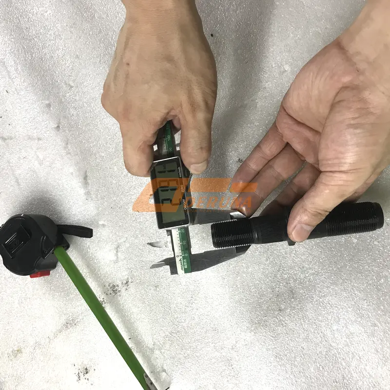 2406101ZY2D Front Twin Wheel Bolts With Nuts L=120 M24 M22