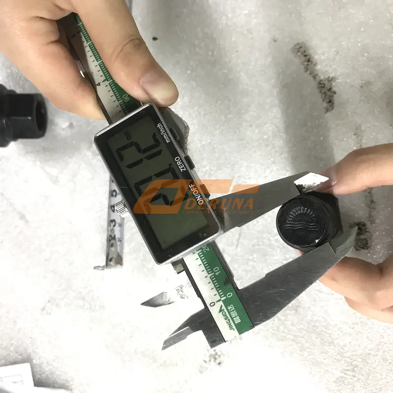 3103051-4EB1 Front Twin Wheel Bolts With Nuts L=120 M22 M20