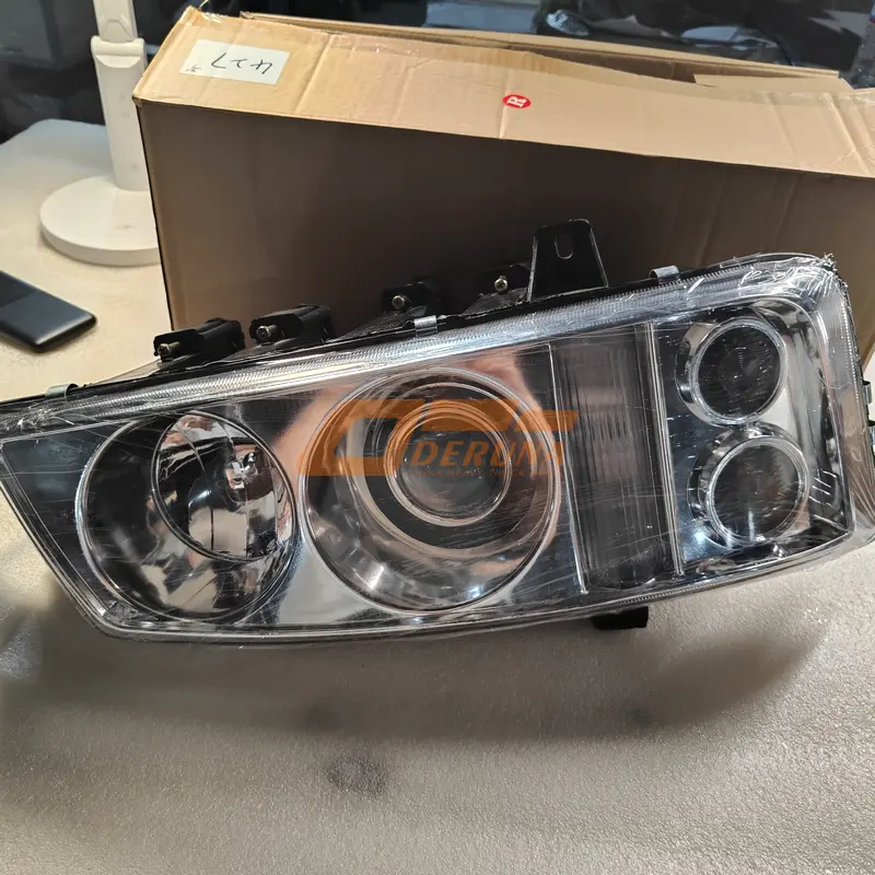 3711020-59AC Front Right Headlamp J6