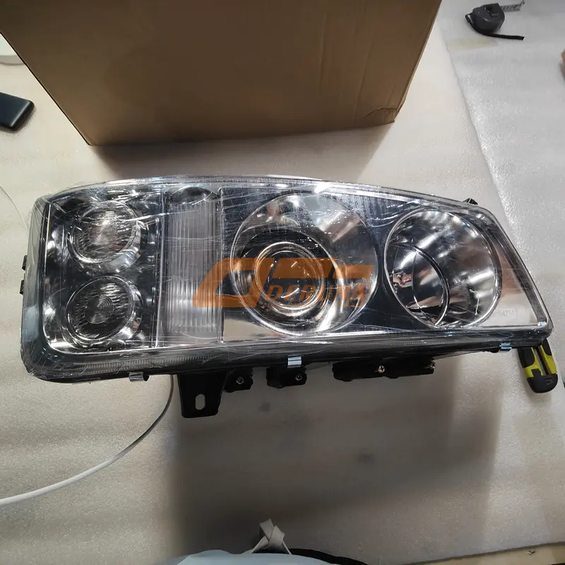 3711020-59AC Front Right Headlamp J6