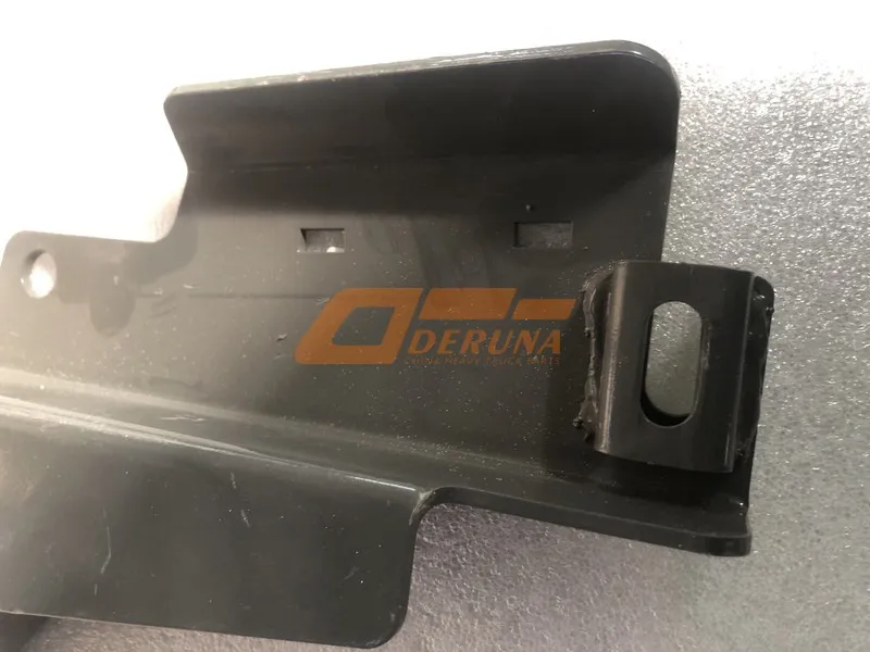 712W416105007 Right Bumper Bracket C7H