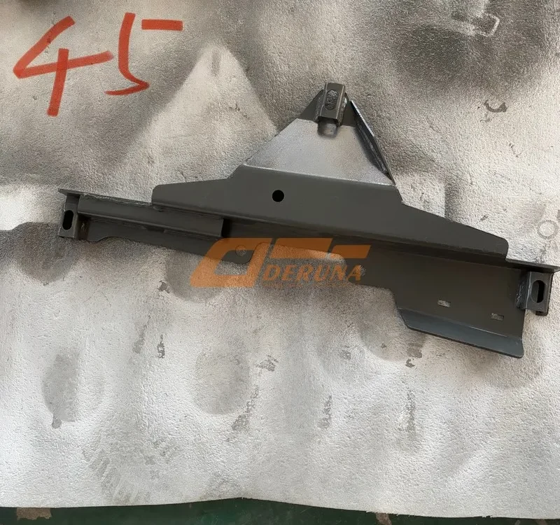 712W416105008 Left Bumper Bracket C7H