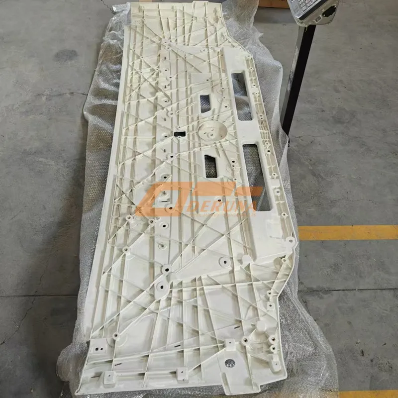 712W611100011 Engine Hood (C7H Max) B&R China