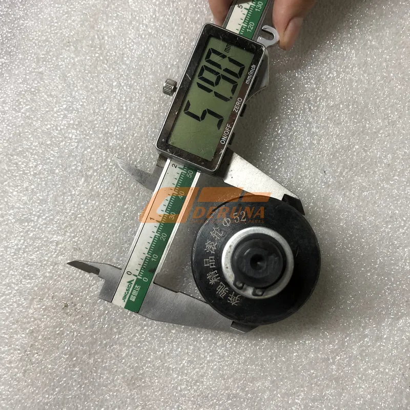 81.50213.6013 Brake Shoe Roller Assembly