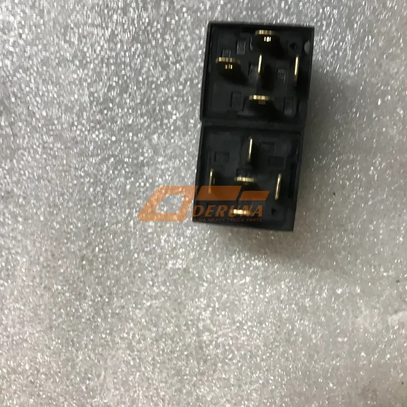 81.25902.0459 Relay 24V 5 Pin.