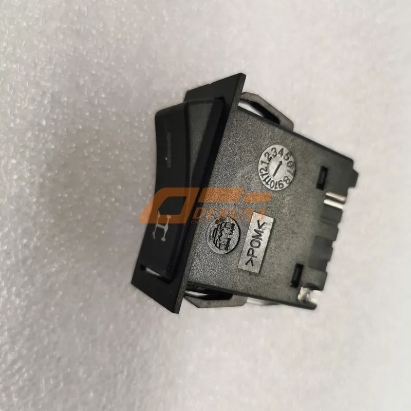 81.25505.6267 Inter-Wheel Differential Locking Rocker Switch
