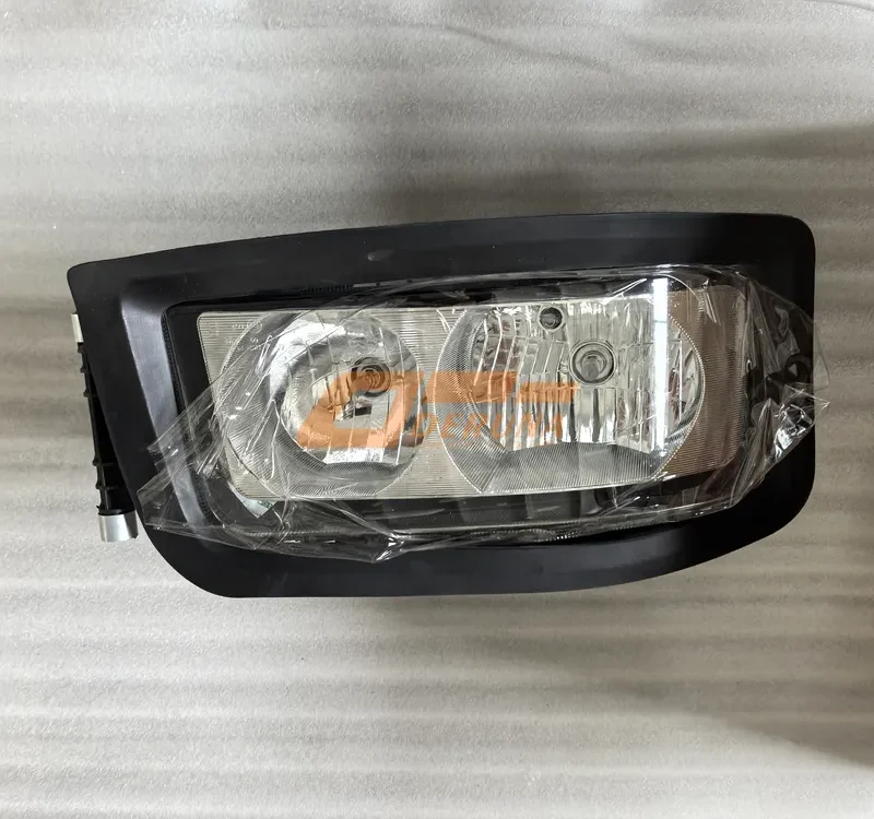 811W25101-6018 Right Headlight