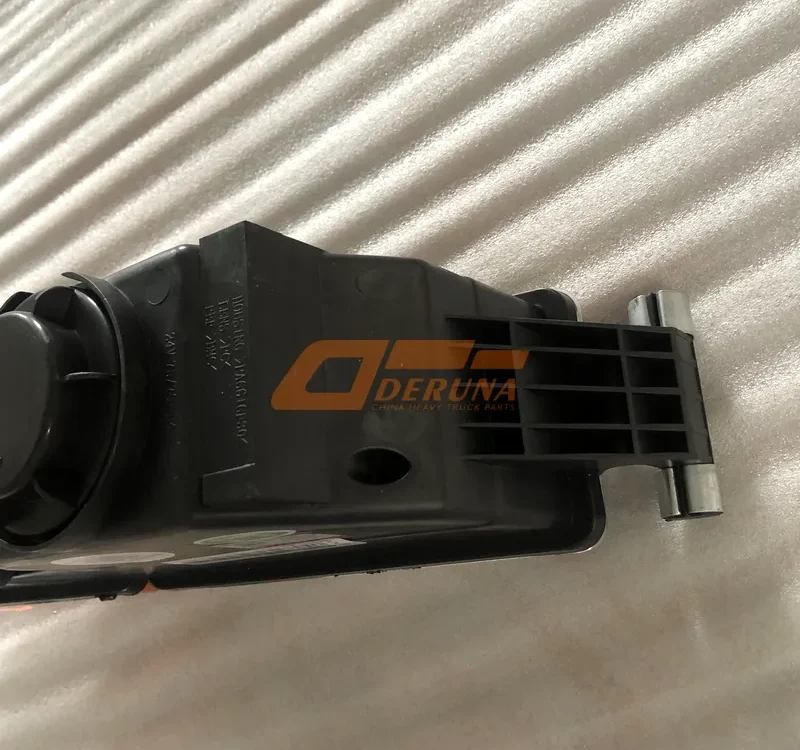 811W25320-6002 Front Combination Lamp Assembly (Right)