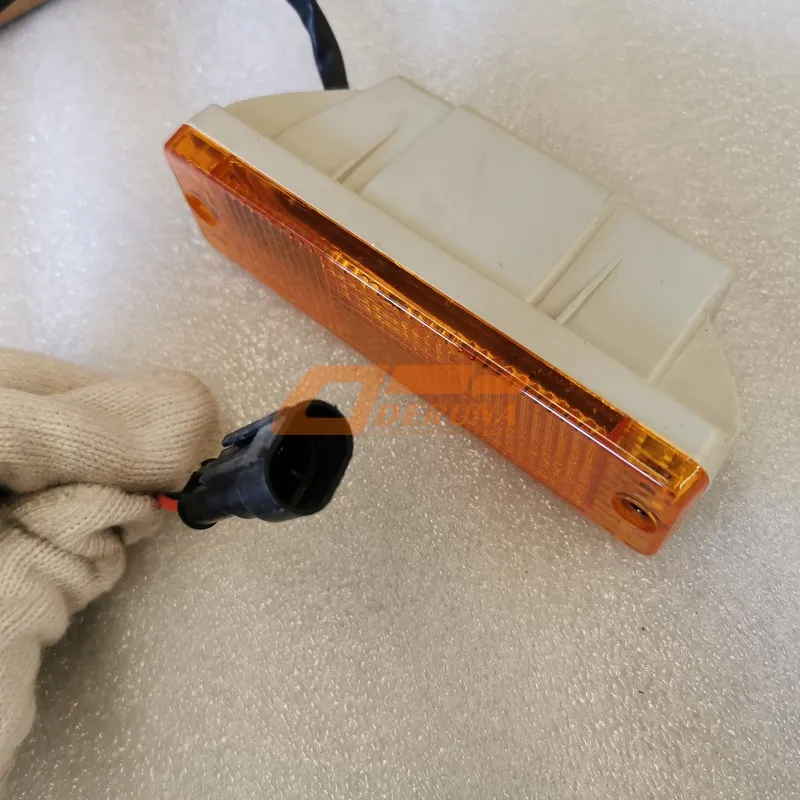 81253206082 F2000 Bar Light