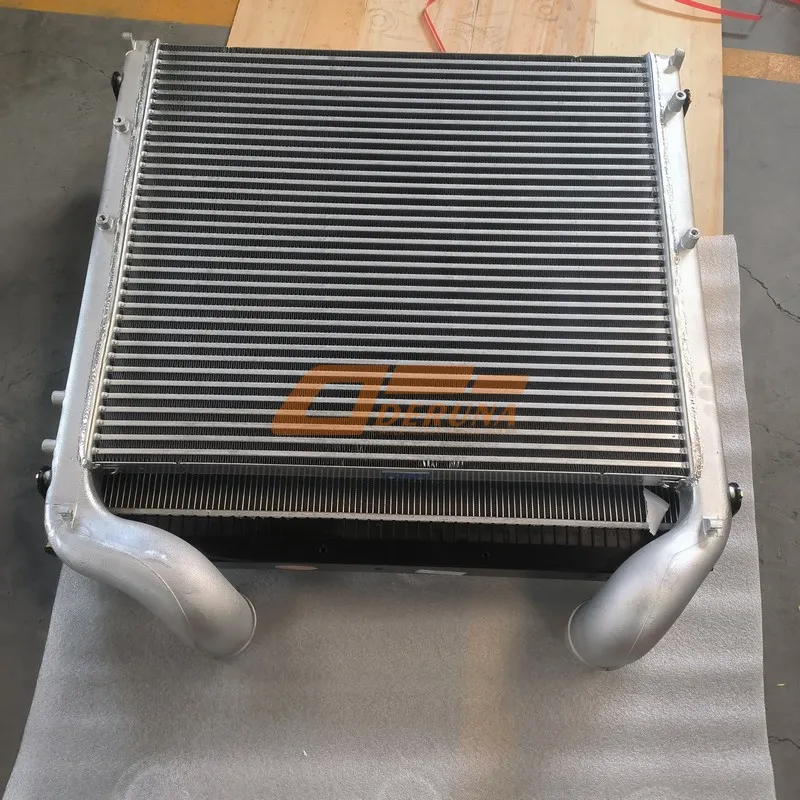 812W061000002 Sitrak Howo Engine Cooling Radiator Kit With Intercooler