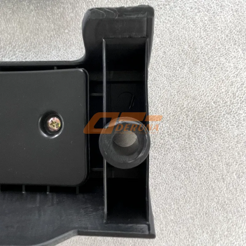 DZ13241330220 F3000 Right Inner F3000 Door Trim (Plastic)