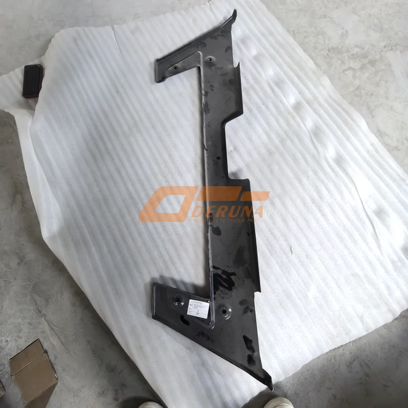 WG1664245055 Top Center Metal Section Of Bumper