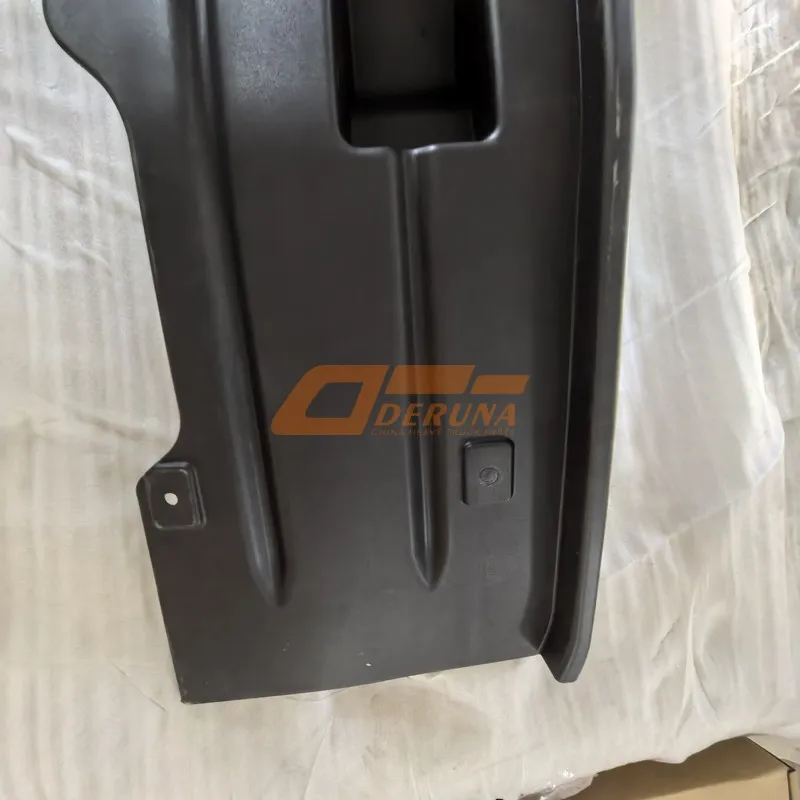 WG1671230502 Fender R