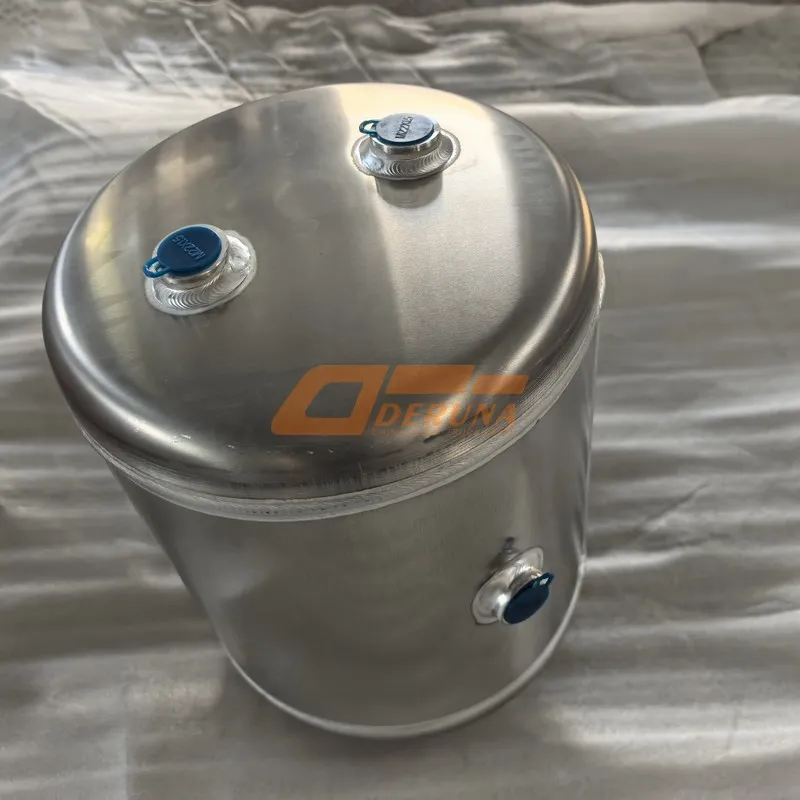 WG9525360478 Air Tanks