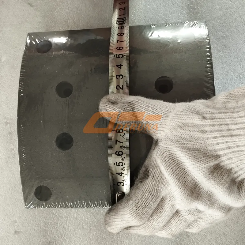 3501041C-W Rear Brake Pads 195X180 (8 Holes) High Quality