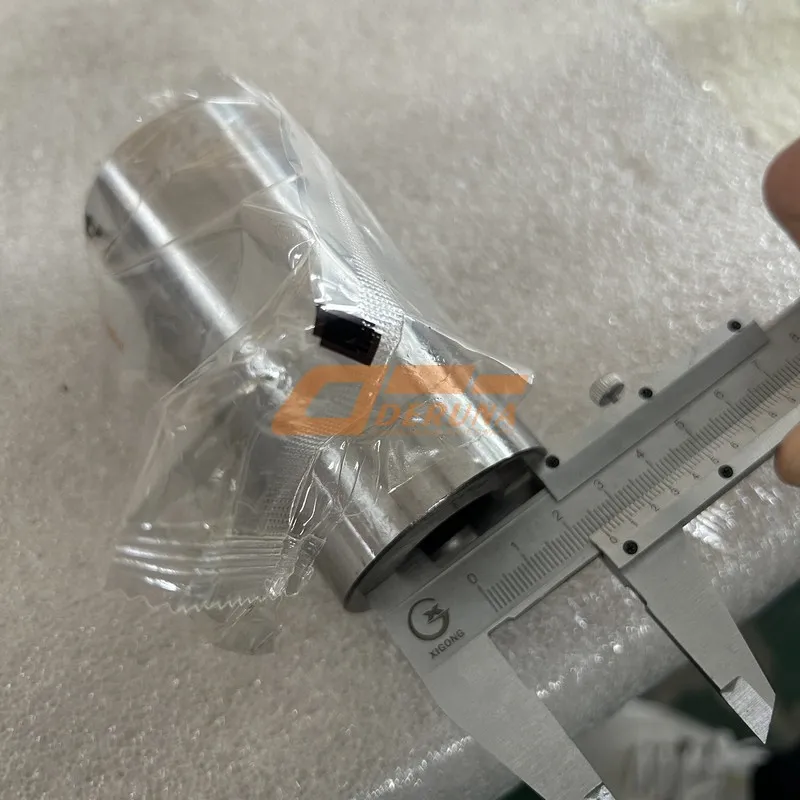 VG156003001361560030013 Quality Wd615 Piston Pin