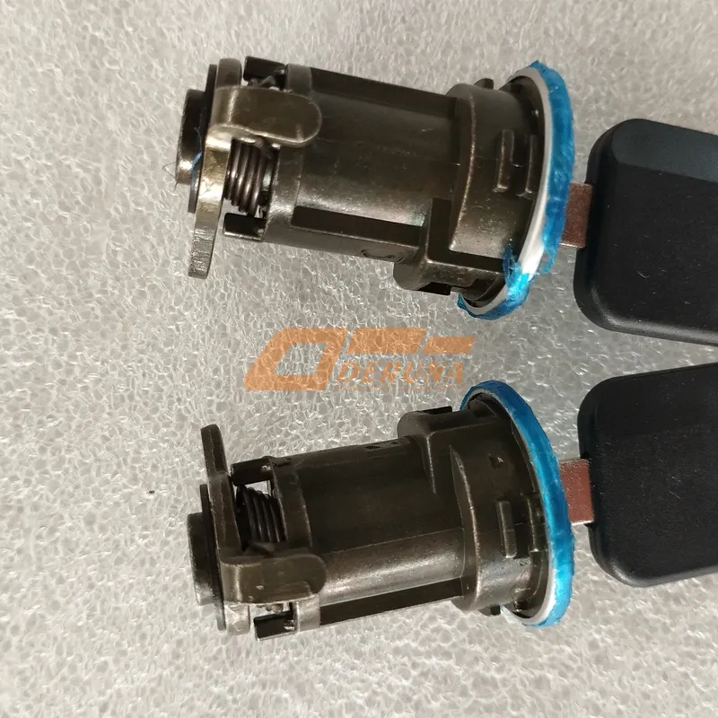 WG1642340008 Door Lock Wedges With Key (Set Of 2)