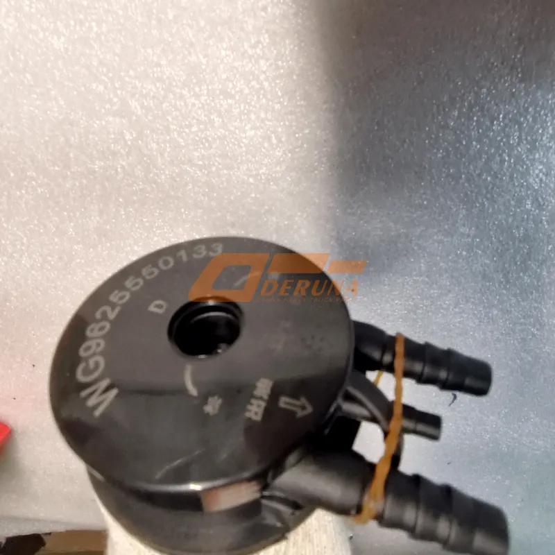 WG9112550133 Fuel Inlet With Level Sensor L=550 (300L)