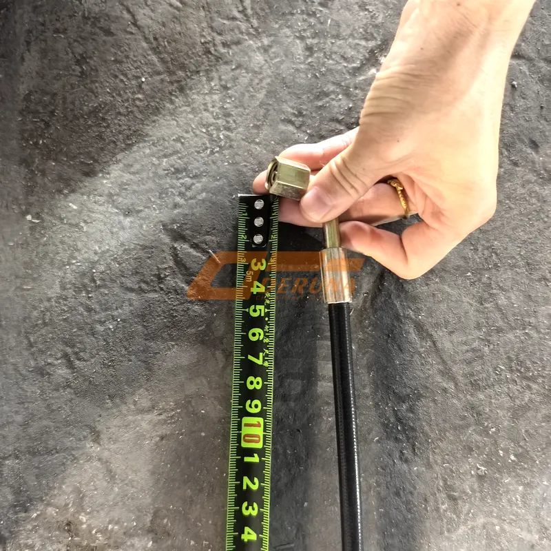 WG9719821005 Cab Lift Hose L=2600 Single Braided Fitting
