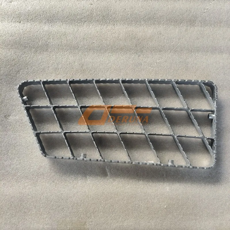 DZ13241240674 Footboard F3000 Right (Middle Step) Aluminum