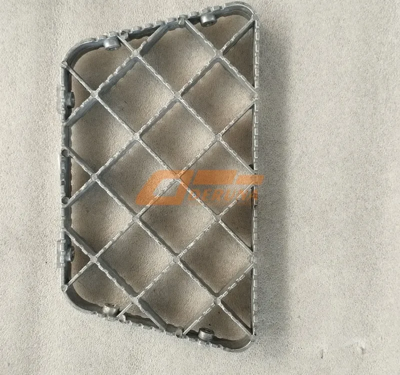 DZ14251240013 Footrest X3000 (Down Step)