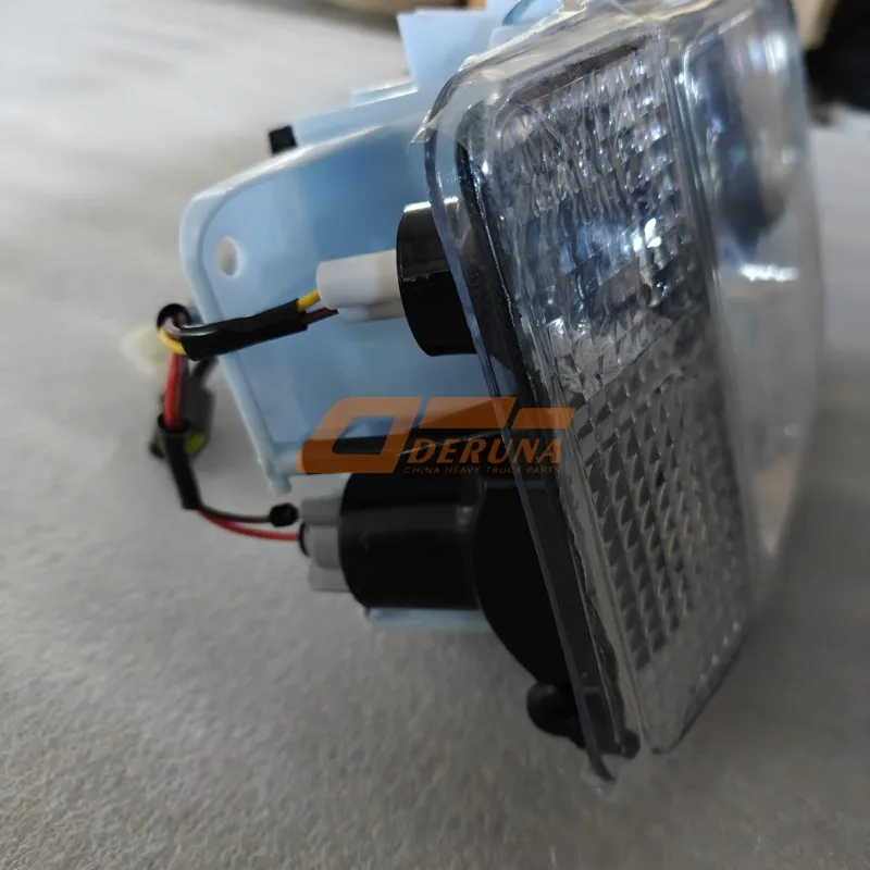 3711065-Q710 Headlight LHS
