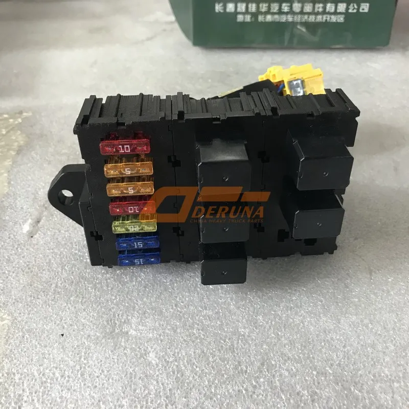 3722020-75C Relay And Fuse Box Assembly Euro5 J6