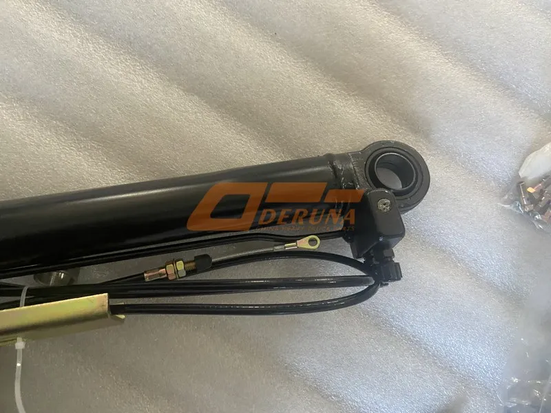 5001030-370 Cabin Boom