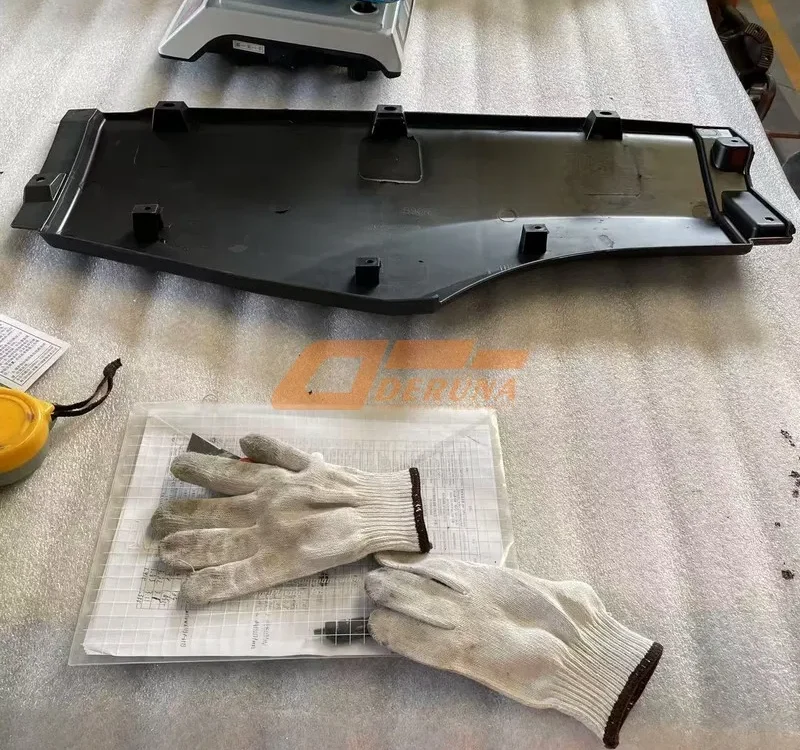 5103130B90C Right Rear Fender Assembly