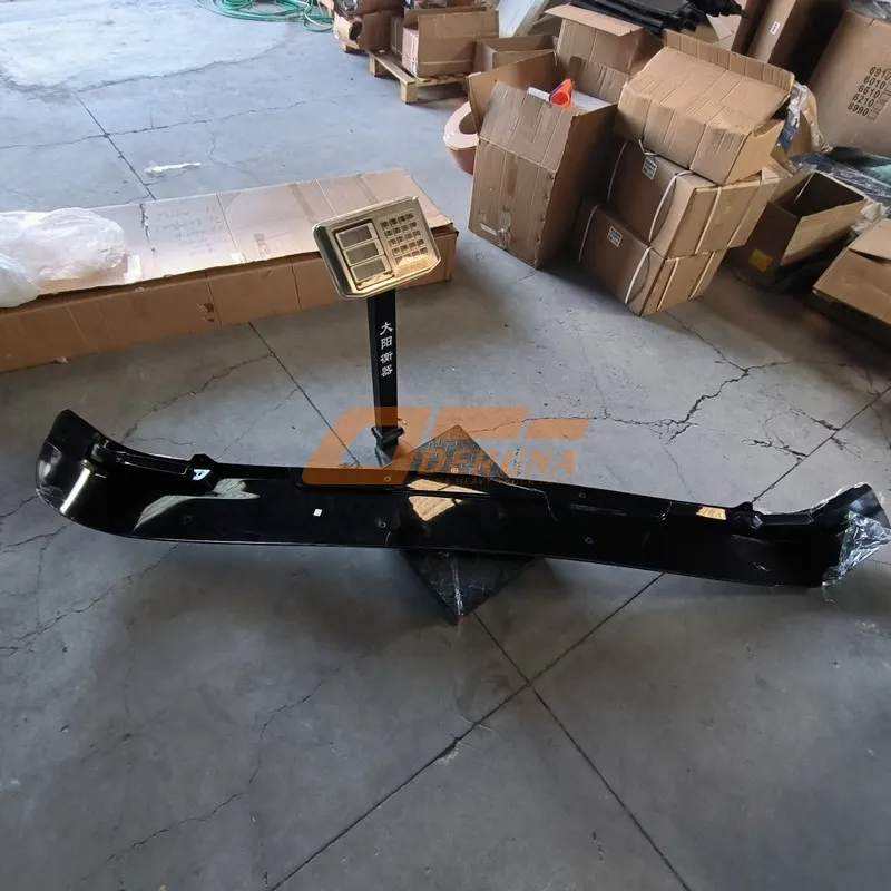 5704011B90F Sun Visor Roof Decoration