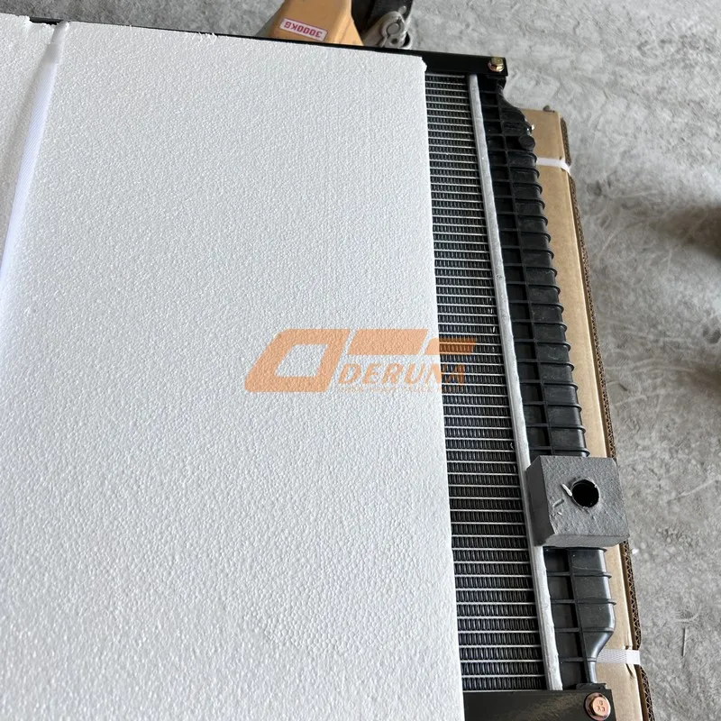 752W06100-0002 Water Radiator T5G