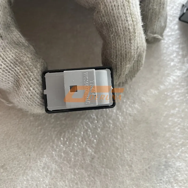 WG1642330181 Switch Leve Vitre Droite