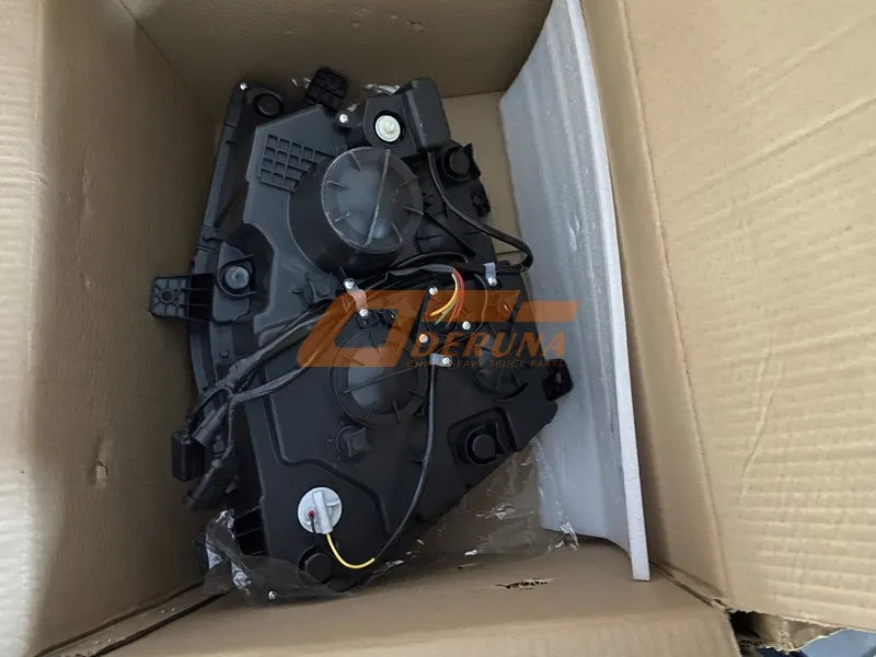 WG9525720025 Headlight Lhs