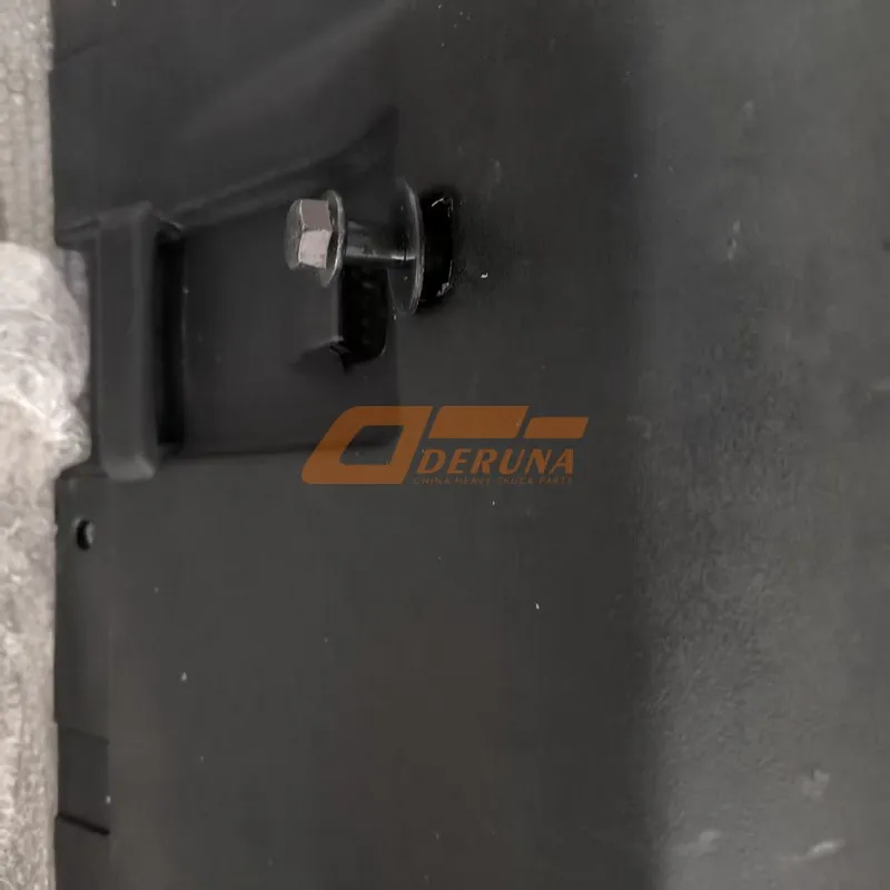 WG9925954004 Center Axle Front Left Wheel Cover Assembly