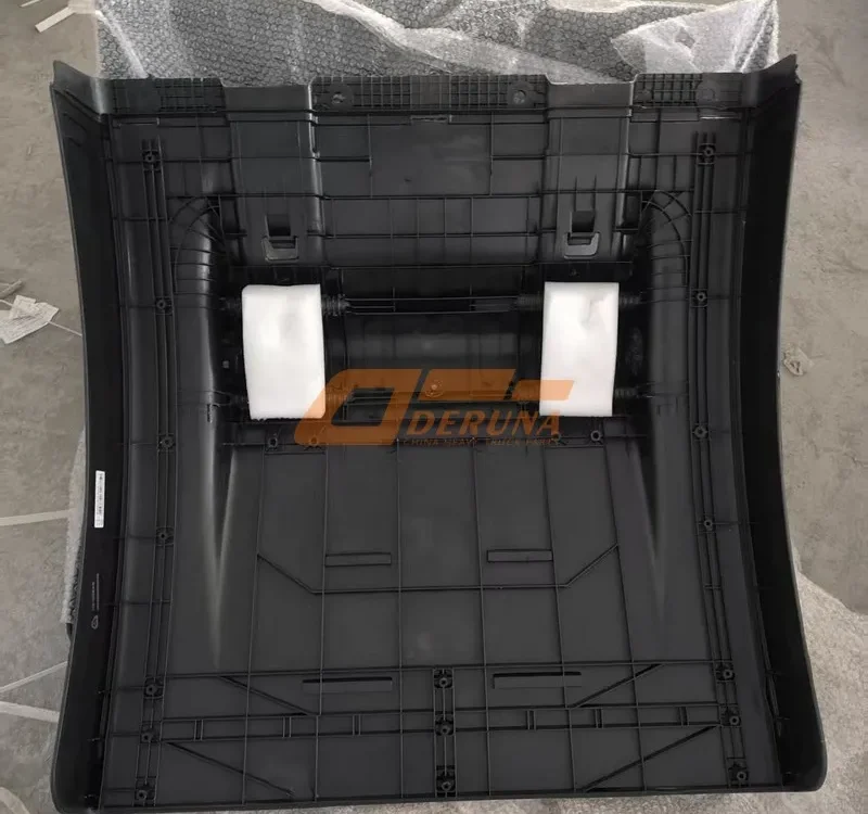 WG9925954004 Center Axle Front Left Wheel Cover Assembly