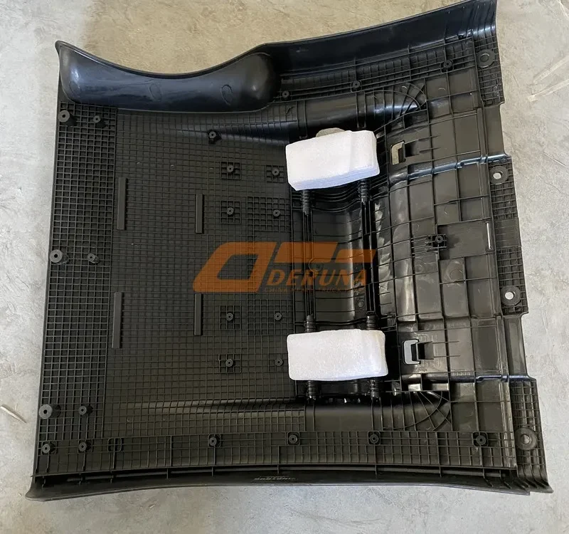 WG9925954013 Rear Axle Front Right Wheel Cover Assembly