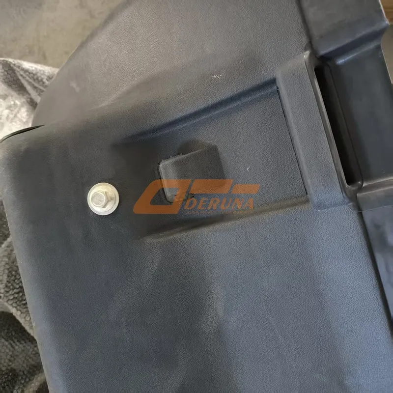 WG9925954014 Front Right Center Axle Wheel Cover Assembly