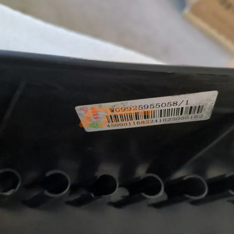 WG9925955058 Rh Rear Axle Wing