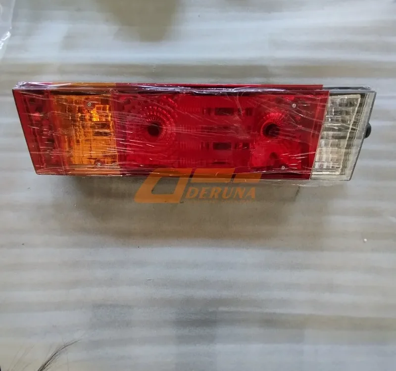 81252256465 Left Rear Lamp With Round Chip (Side Connection)