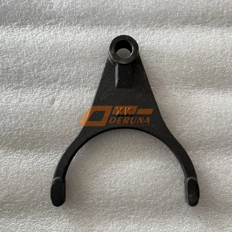 Вилка переключения передач