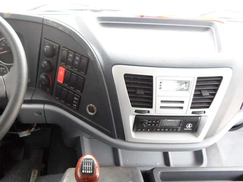 Beiben Truck Interior - Dashboard