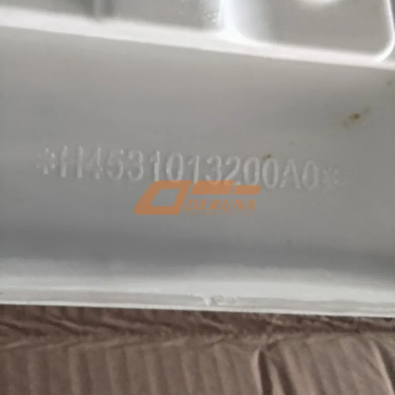 Kit Completo del Capó (Con Emblemas y Acabados) Foton-H4531013100A0+H4531013200A0