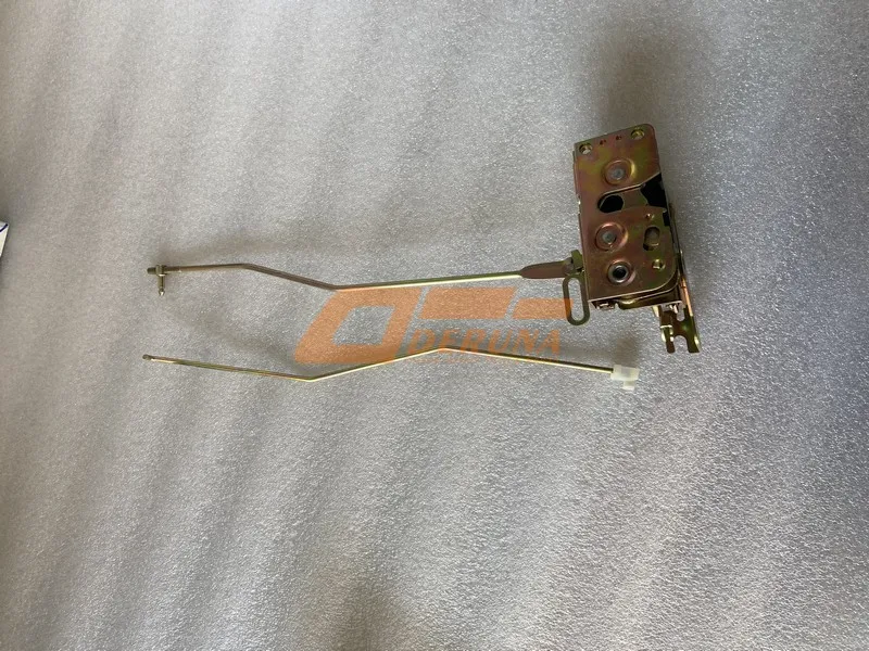 Сборка правого дверного замка DZ15221340020