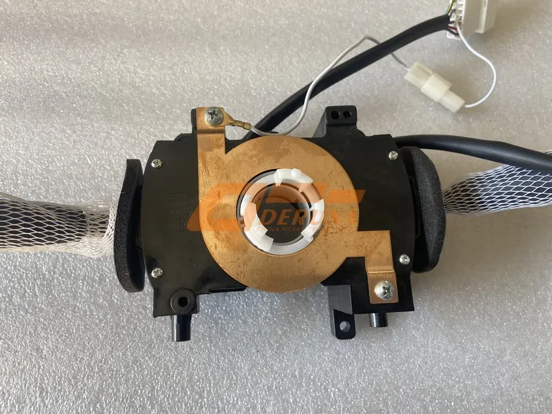 Комбинированный переключатель DZ96189584636