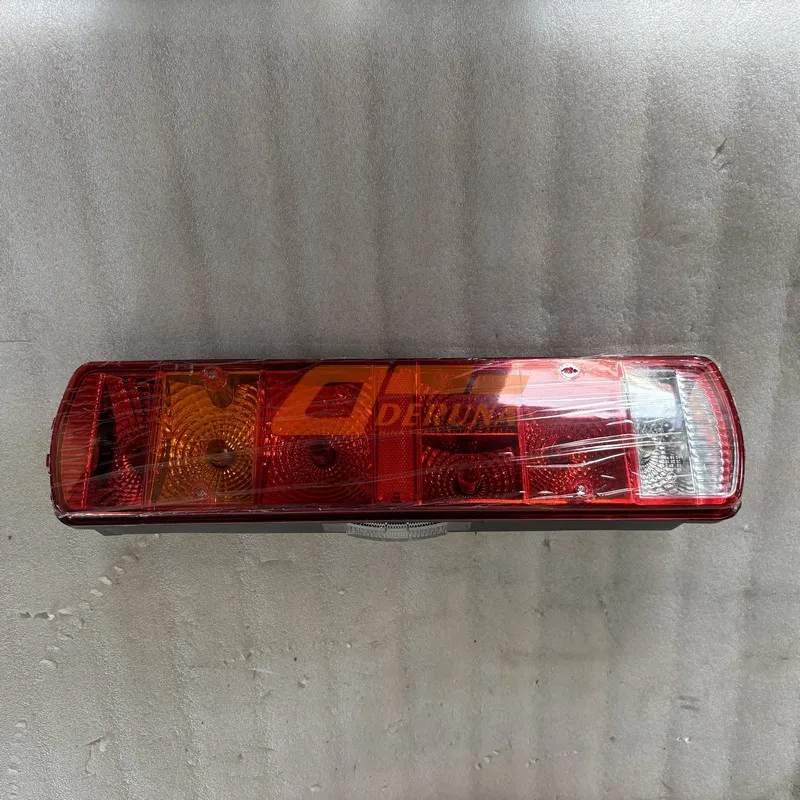 Left Rear Taillight Foton-1325836500001
