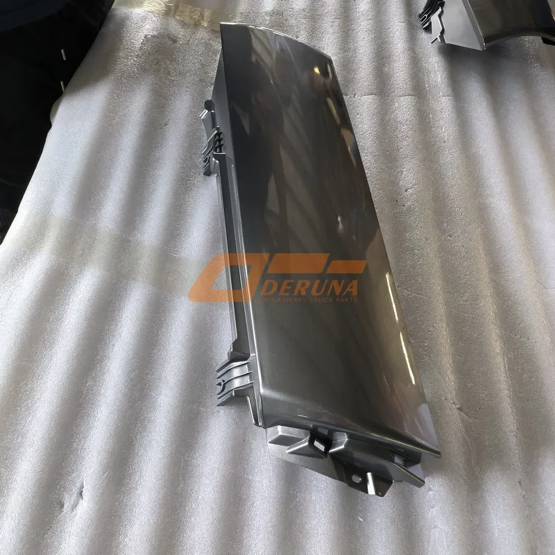 Carenero Lateral Derecho de la Cabina