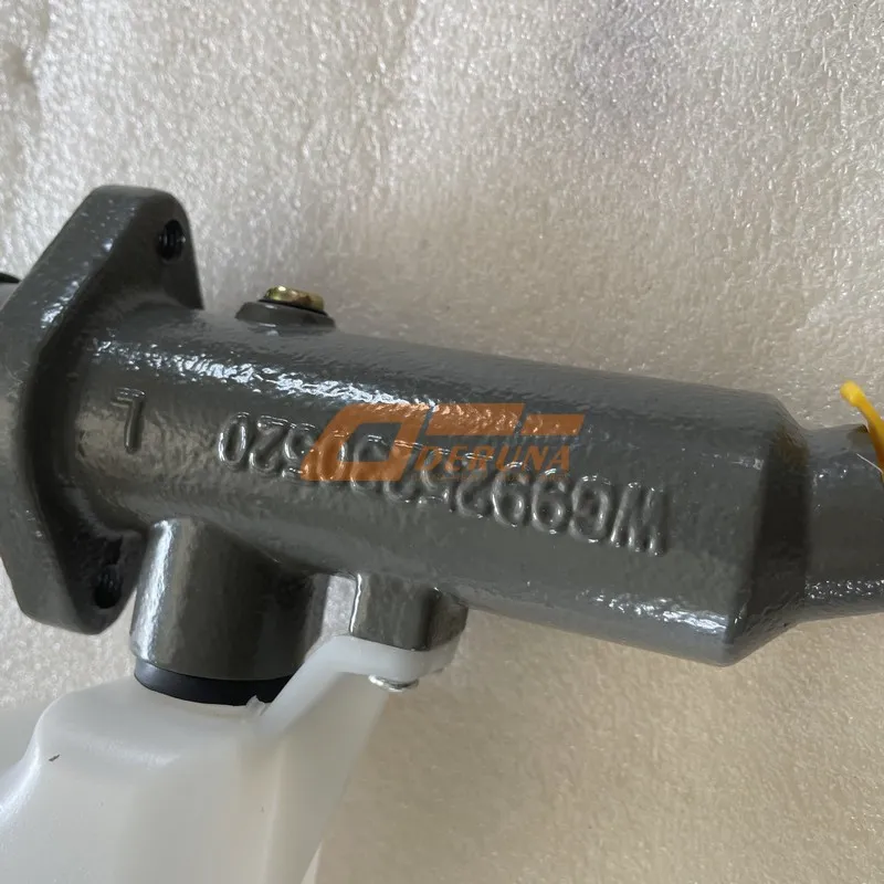 WG9925230520 Clutch Master Cylinder