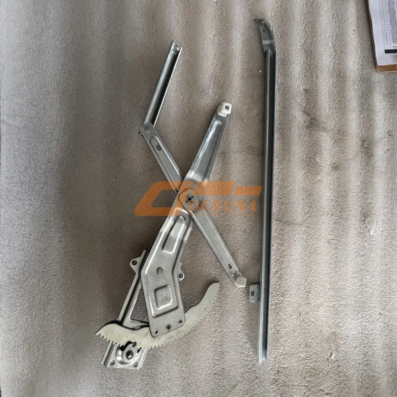 1B24961400102 Подъемник стекла правый в сборе