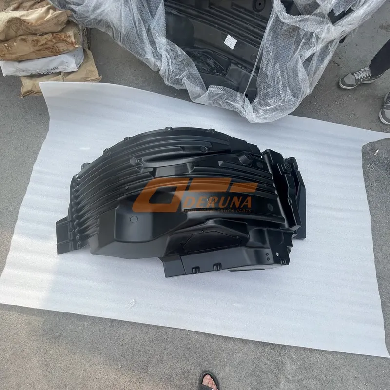 Правый внутренний щиток колеса (C5) SINOTRUK Howo