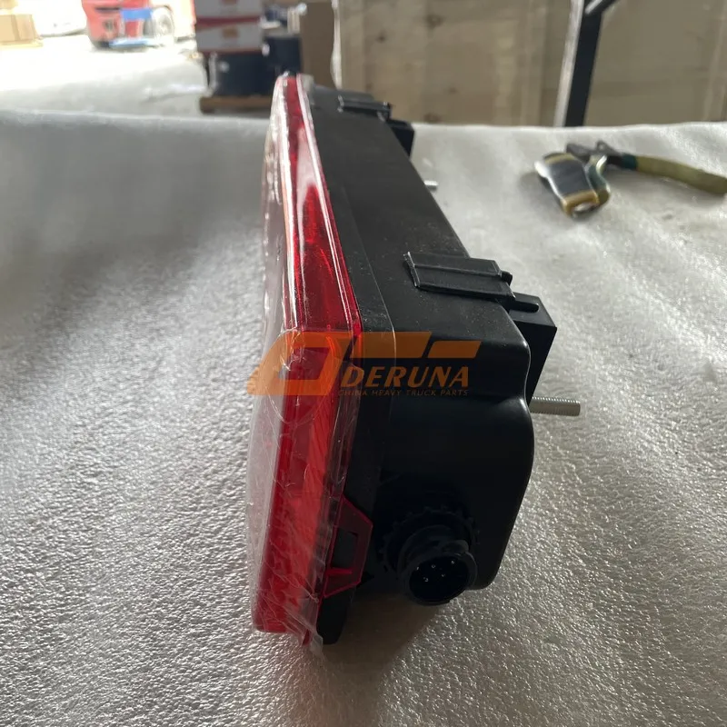 Left Rear Tail Light 1325836500002